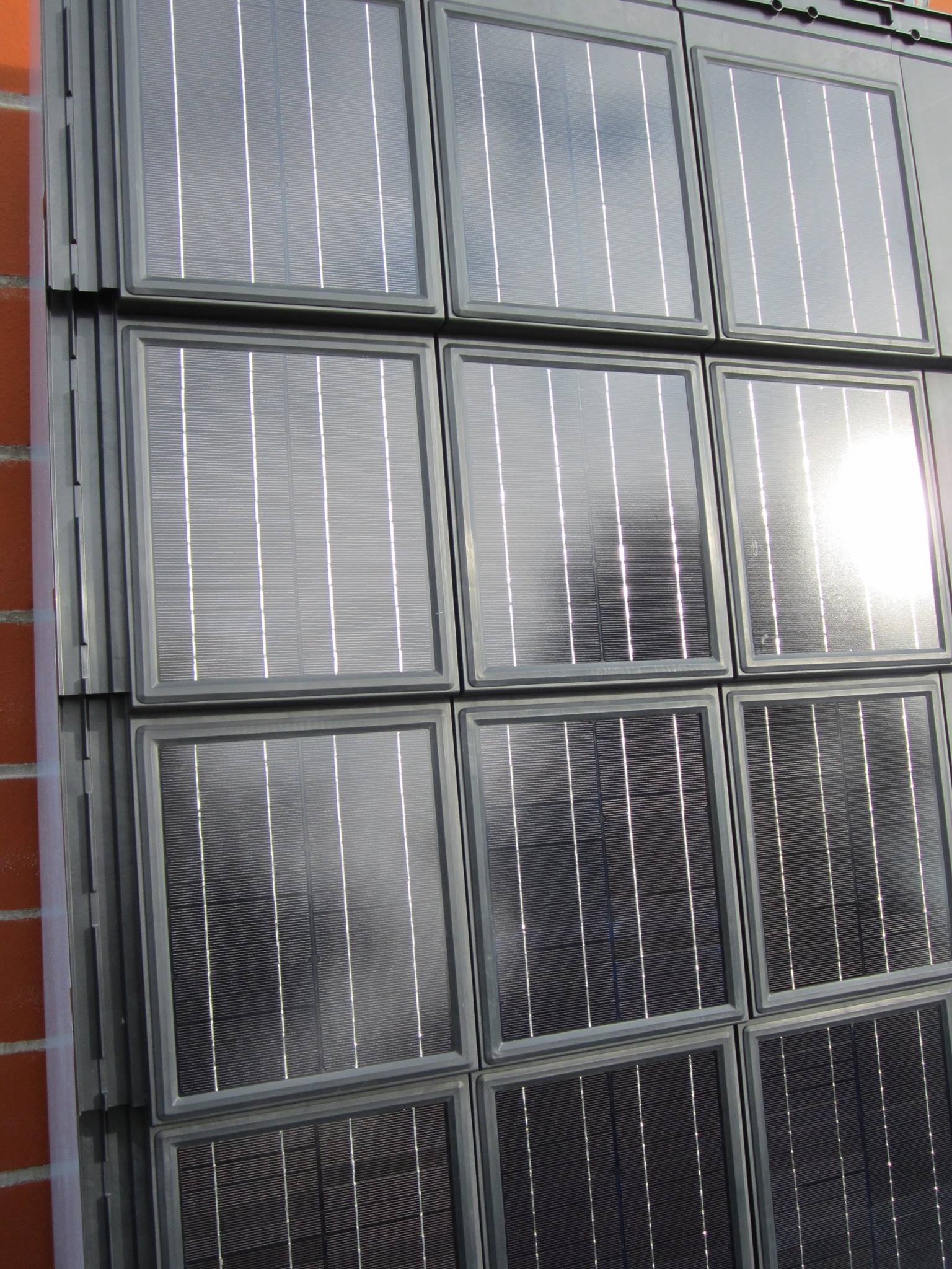 Tuiles solaires