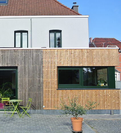 Traitement du vieillissement d'un bardage en bois